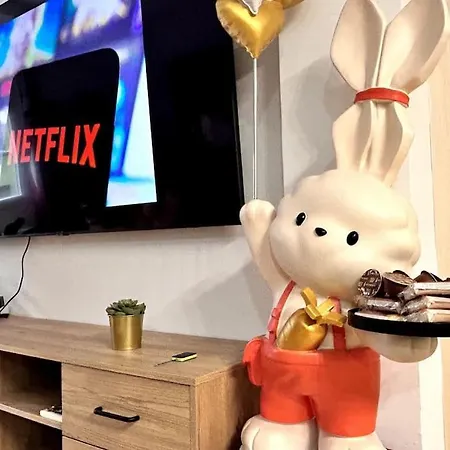 Lujo Parking, Proyector, Maquinita Y Patinetes * Οβιέδο